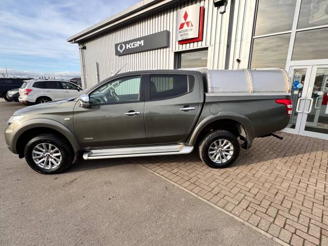 2017 Mitsubishi L200 2.4 Double Cab DI-D 178 Titan 4WD