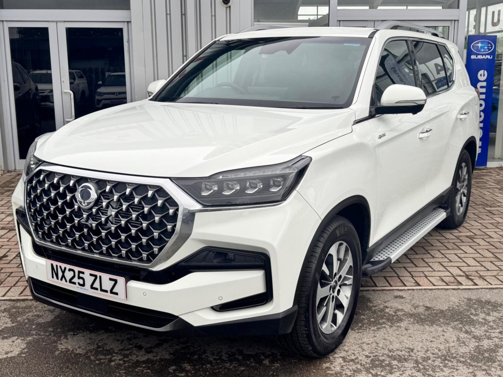 2025 KGM Rexton