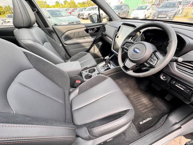 2025 Subaru Forester 2.0i e-Boxer Touring 5dr Lineartronic