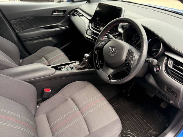 2022 Toyota C-HR 1.8 Hybrid GR Sport 5dr CVT