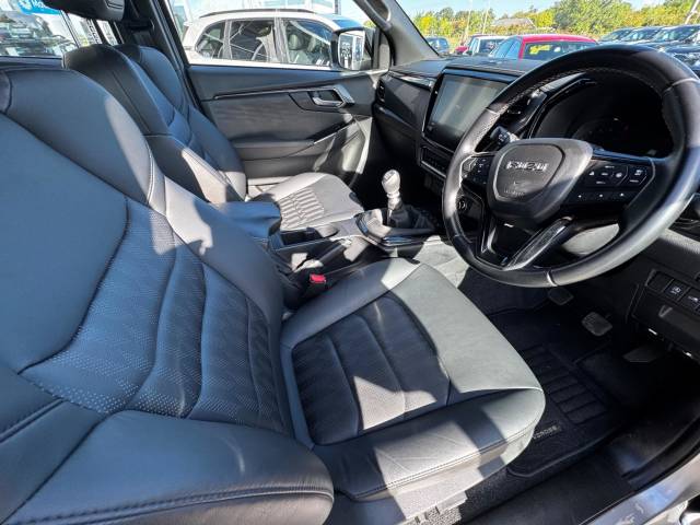 2025 Isuzu D-max 1.9 V-Cross Double Cab 4x4