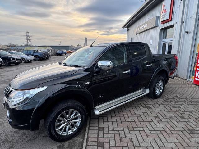 2019 Mitsubishi L200 2.4 DI-D DC Titan 4WD Euro 6 4dr