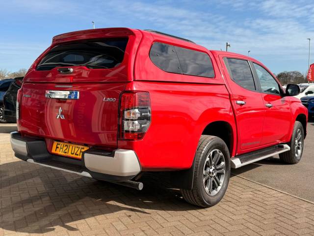2021 Mitsubishi L200 2.3 Double Cab DI-D 150 Barbarian 4WD