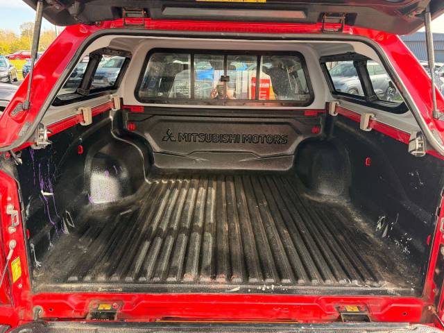 2021 Mitsubishi L200 2.3 Double Cab DI-D 150 Barbarian 4WD