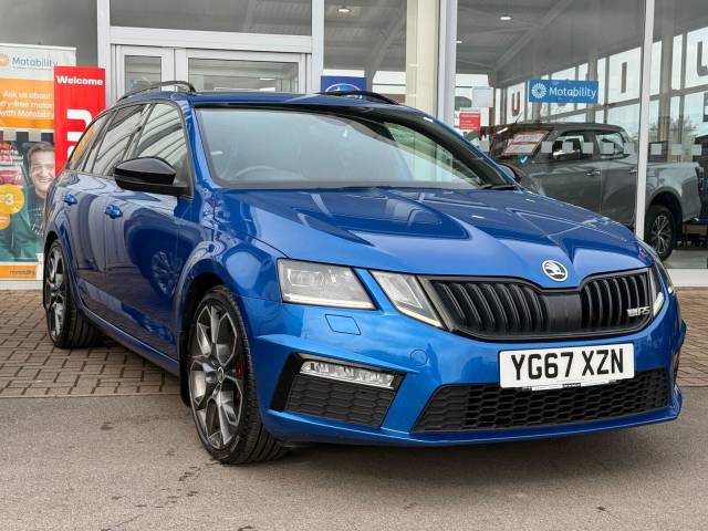 Skoda Octavia 2.0 TDI CR vRS 5dr Estate Diesel BLUE