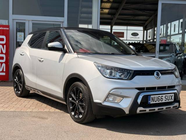 SsangYong Tivoli 1.6 ELX 5dr Hatchback Petrol SILVER
