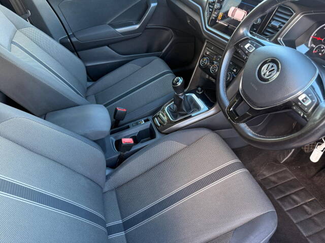 2019 Volkswagen T-Roc 1.6 TDI SE SUV 5dr Diesel Manual Euro 6 (s/s) (115 ps)